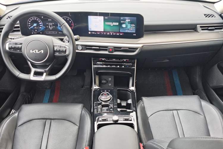 Used Kia K5 2021 380T GT-Line Refreshed Edition Interior 3