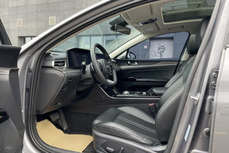 Used Kia K5 2021 270T CVVD Refreshed Edition Interior 4
