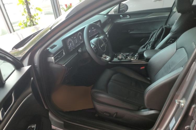 Used Kia K5 2021 380T GT-Line Refreshed Edition Left Front Seat