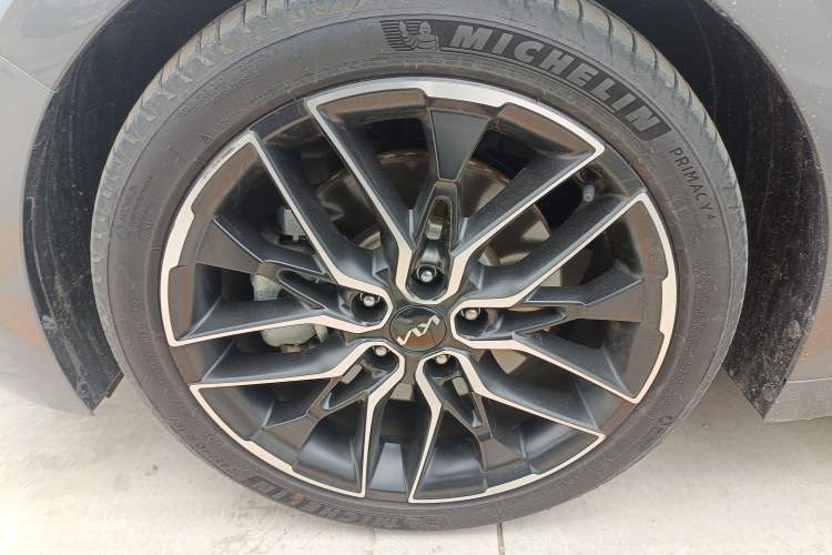 Used Kia K5 2021 380T GT-Line Flagship Edition Left Front Wheel Hub