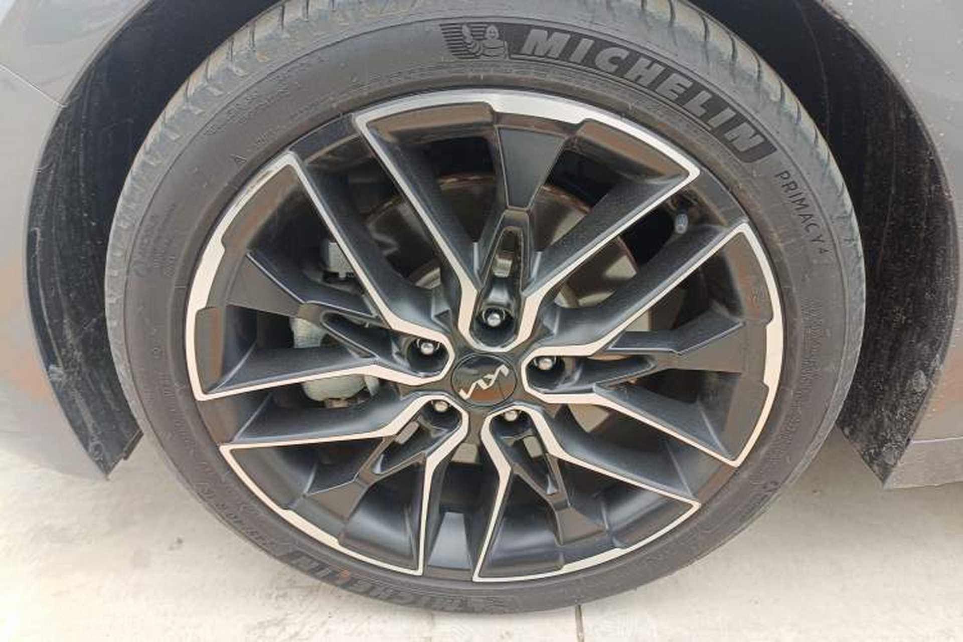 Used Kia K5 2021 380T GT-Line Flagship Edition Left Front Wheel Hub