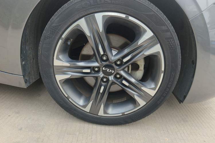 Used Kia K5 2021 270T CVVD Refreshed Edition Right Front Wheel Hub