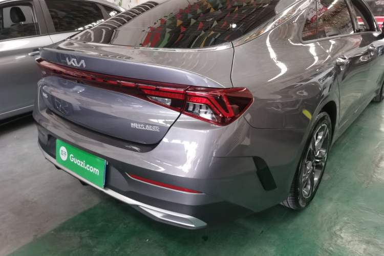 Used Kia K5 2021 270T CVVD Refreshed Edition Right Rear Taillight