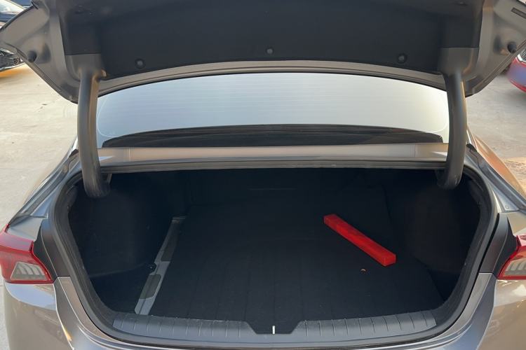 Used Kia K5 2021 270T CVVD Refreshed Edition Trunk