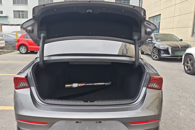 Used Kia K5 2021 380T GT-Line Refreshed Edition Trunk