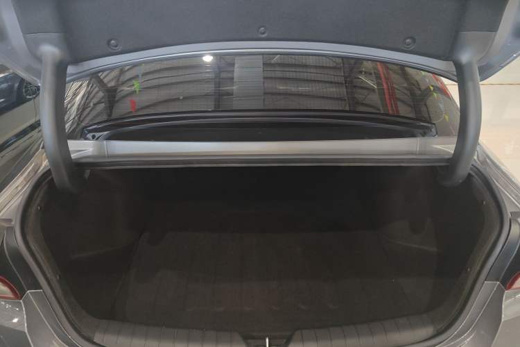 Used Kia K5 2021 380T GT-Line Refreshed Edition Trunk