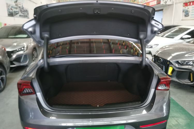 Used Kia K5 2021 270T CVVD Refreshed Edition Trunk