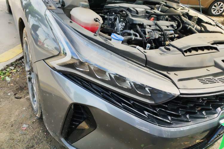 Used Kia K5 2021 270T CVVD Refreshed Edition Right Front Headlight