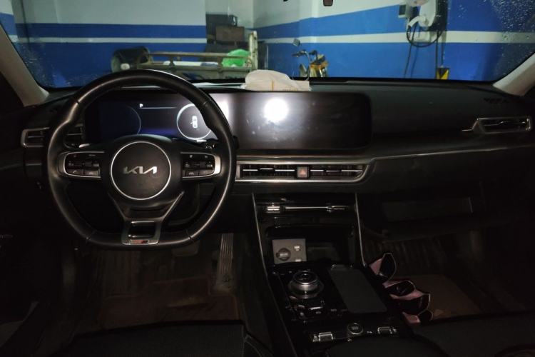 Used Kia K5 2021 380T GT-Line Refreshed Edition Center Console