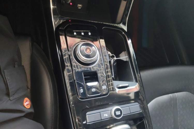 Used Kia K5 2021 270T CVVD Refreshed Edition Gear Lever