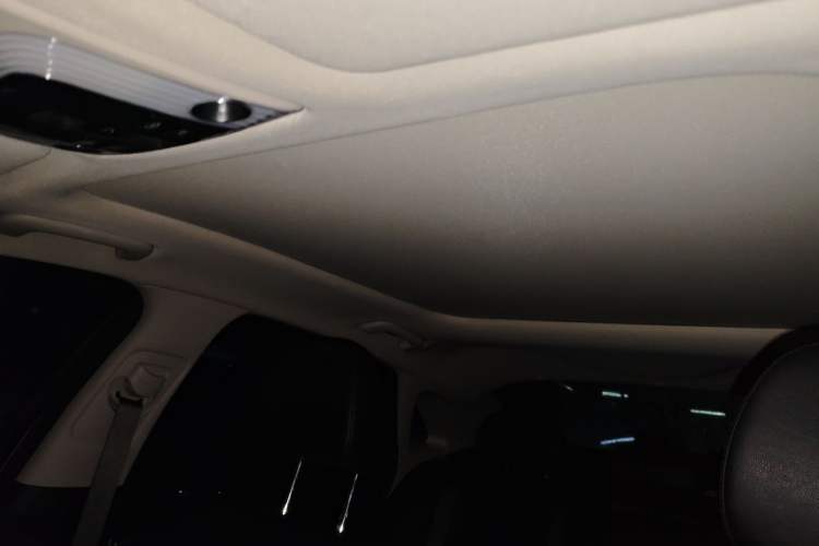 Used Kia K5 2021 380T GT-Line Refreshed Edition Headliner