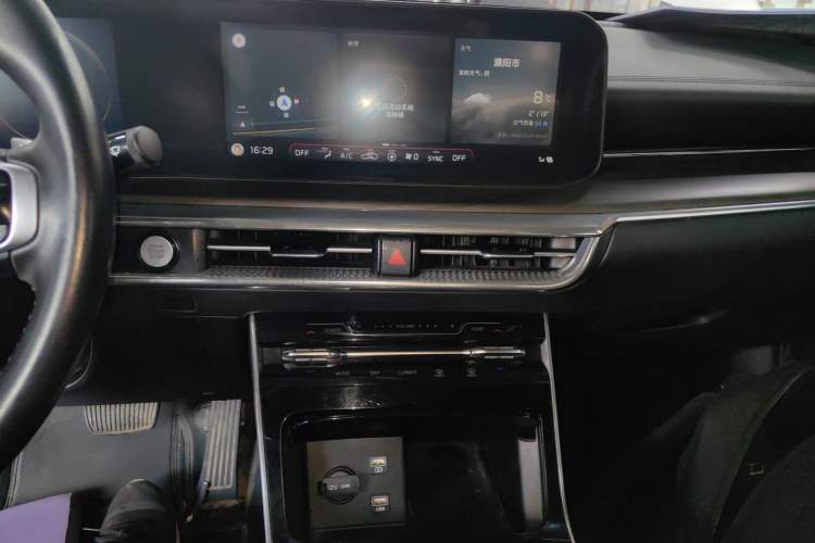 Used Kia K5 2021 270T CVVD Refreshed Edition Audio And AC Panel
