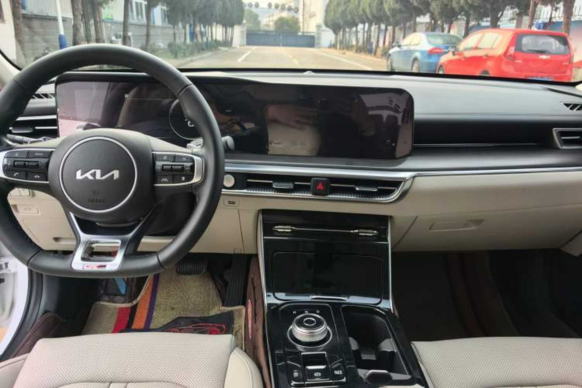 Used Kia K5 2021 380T GT-Line Flagship Edition Audio And AC Panel