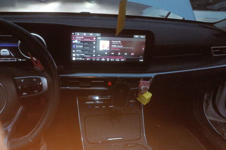 Used Kia K5 2021 270T CVVD Refreshed Edition Audio And AC Panel
