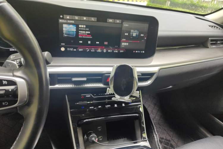 Used Kia K5 2021 380T GT-Line Refreshed Edition Audio And AC Panel