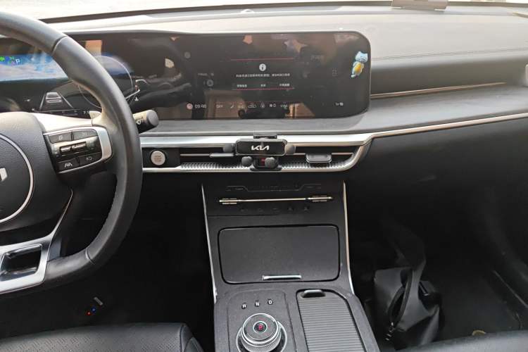 Used Kia K5 2021 270T CVVD Refreshed Edition Audio And AC Panel