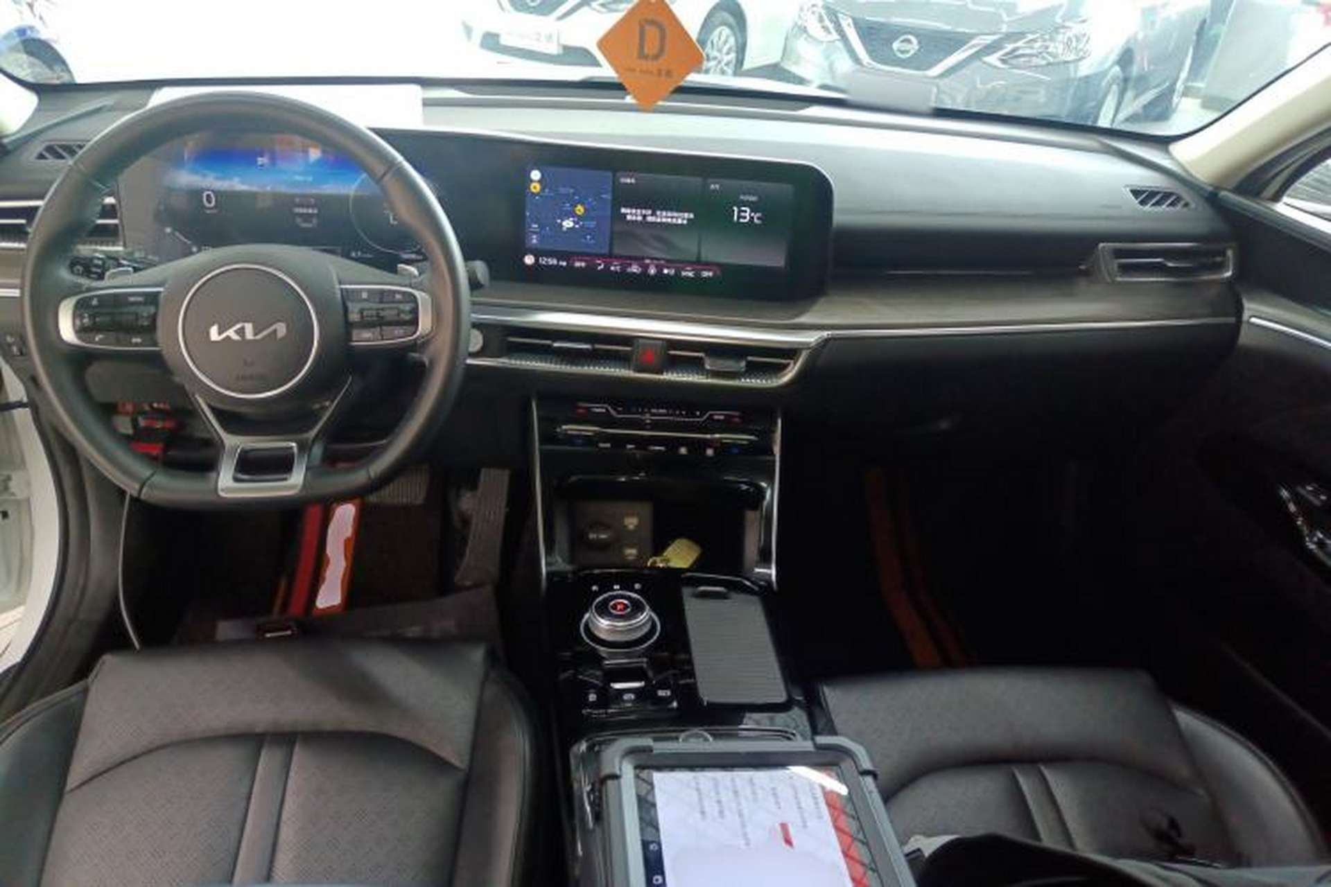 Used Kia K5 2021 270T CVVD Refreshed Edition Center Console