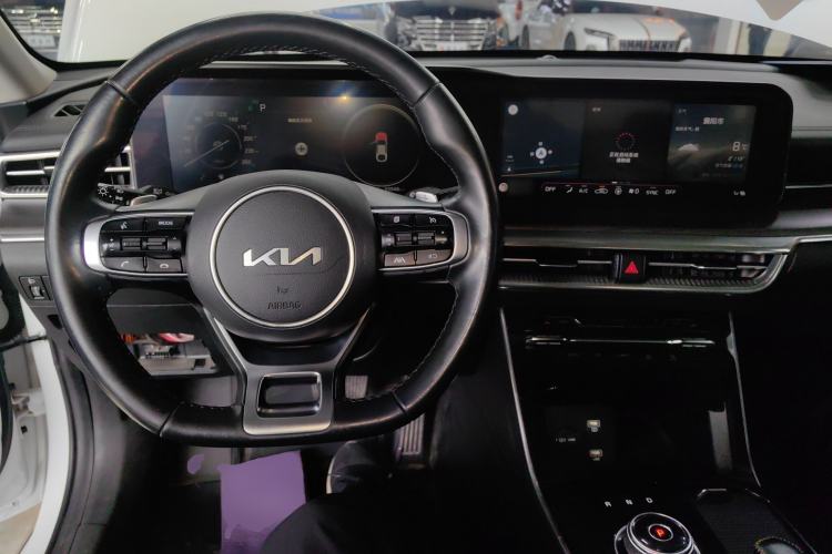 Used Kia K5 2021 270T CVVD Refreshed Edition Center Console