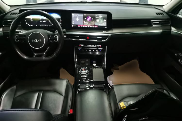 Used Kia K5 2021 270T CVVD Refreshed Edition Center Console