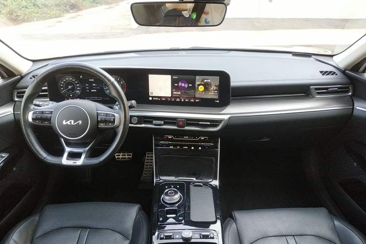 Used Kia K5 2021 380T GT-Line Flagship Edition Center Console