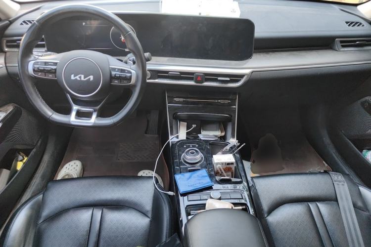 Used Kia K5 2021 270T CVVD Refreshed Edition Center Console