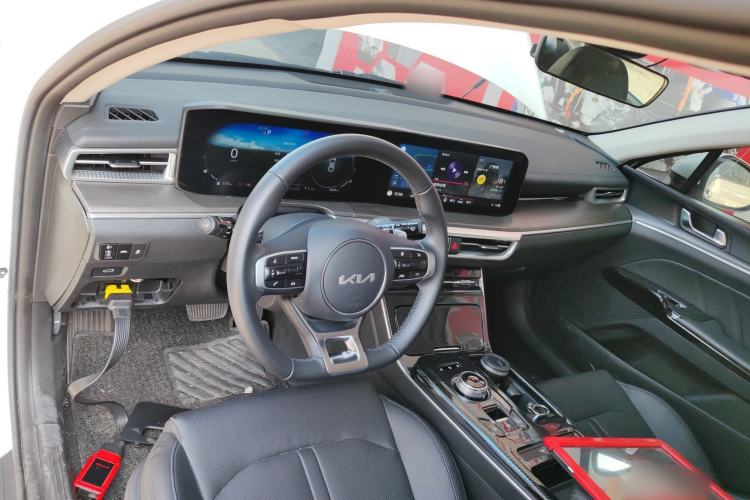 Used Kia K5 2021 380T GT-Line Refreshed Edition Center Console