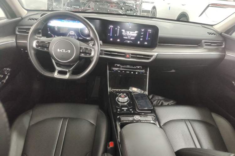 Used Kia K5 2021 270T CVVD Refreshed Edition Center Console