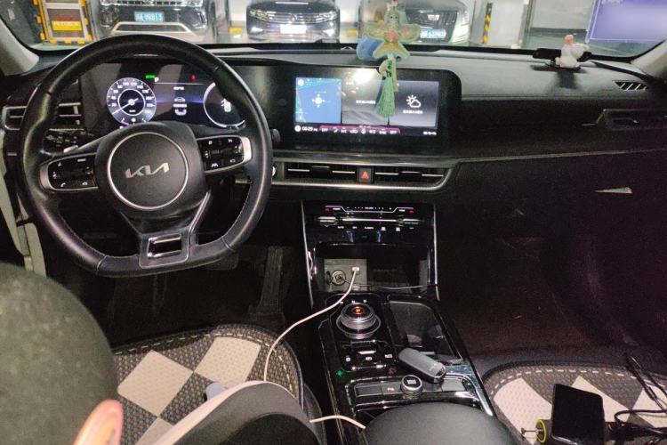 Used Kia K5 2021 270T CVVD Refreshed Edition Center Console