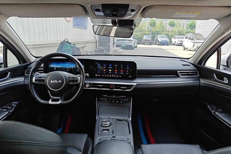 Used Kia K5 2021 270T CVVD Refreshed Edition Center Console