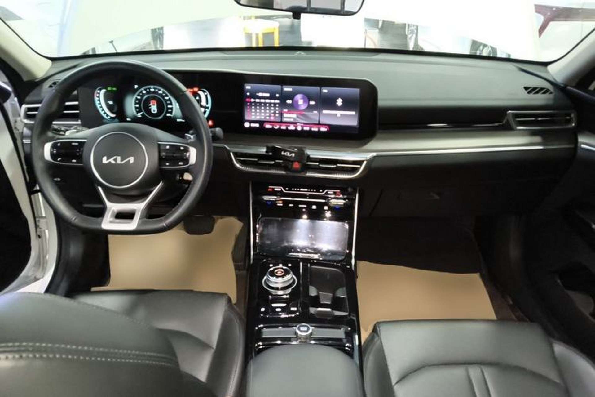 Used Kia K5 2021 270T CVVD Fashion Edition Center Console