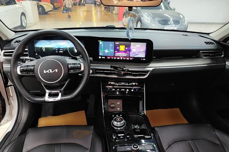 Used Kia K5 2021 380T GT-Line Refreshed Edition Center Console