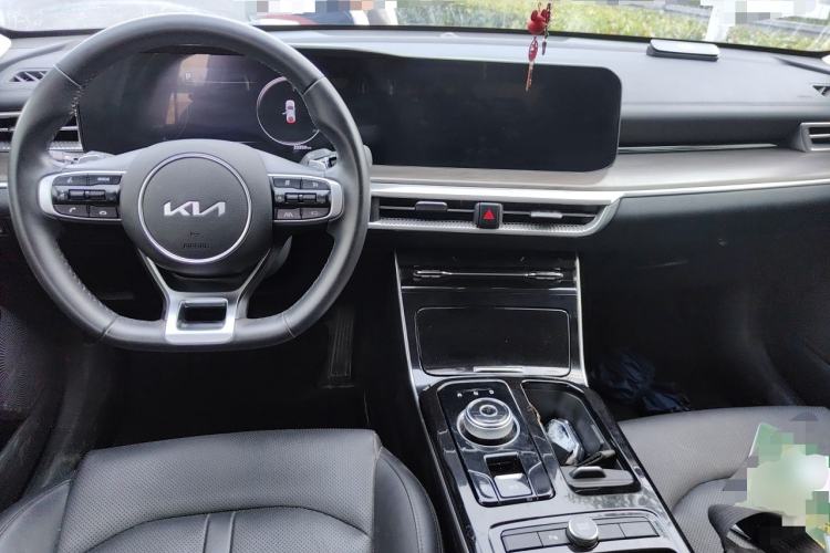 Used Kia K5 2021 380T GT-Line Refreshed Edition Center Console