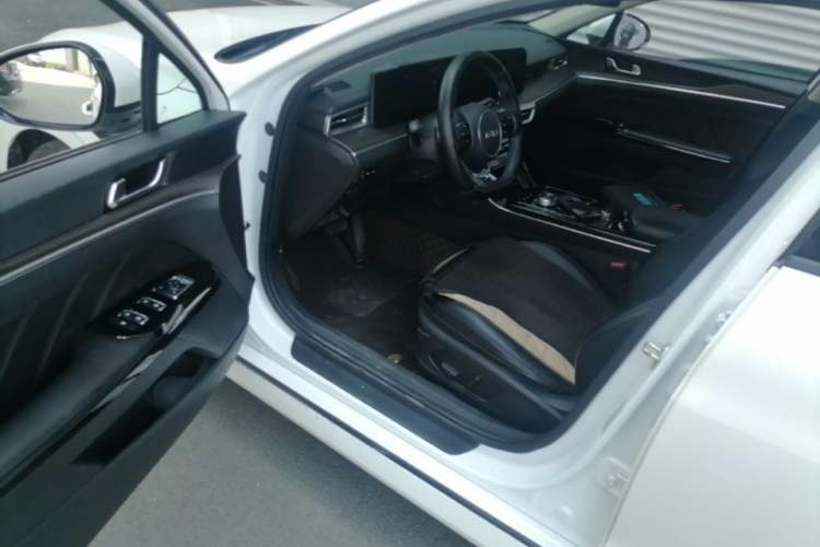 Used Kia K5 2021 270T CVVD Refreshed Edition Driver Seat