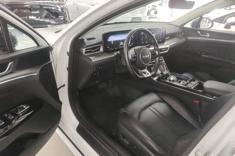 Used Kia K5 2021 270T CVVD Refreshed Edition Driver Seat
