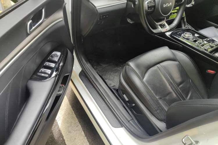 Used Kia K5 2021 380T GT-Line Refreshed Edition Driver Seat