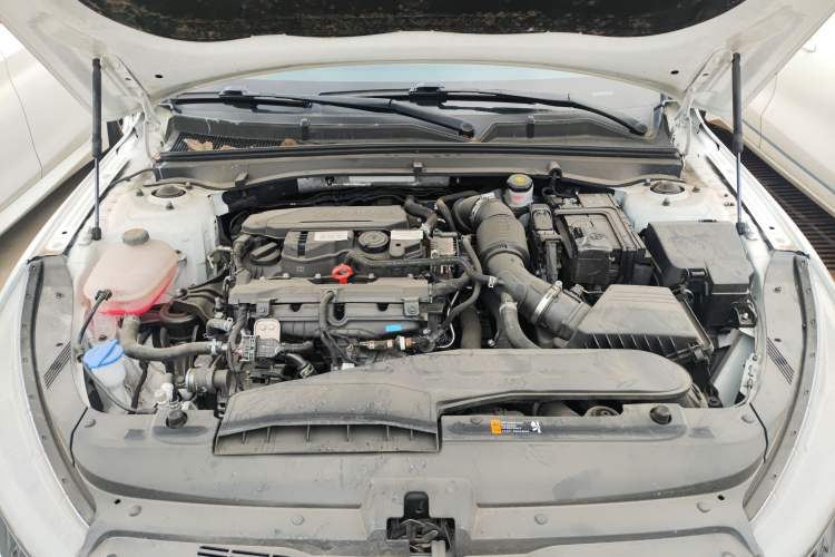Used Kia K5 2021 270T CVVD Refreshed Edition Engine Bay