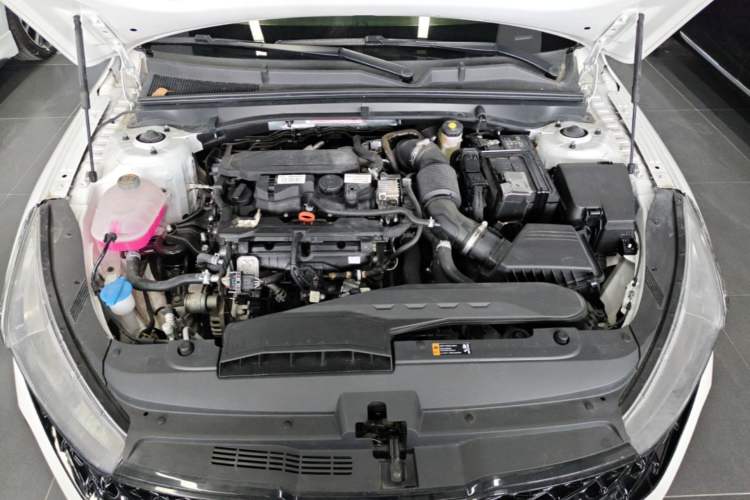 Used Kia K5 2021 270T CVVD Fashion Edition Engine Bay