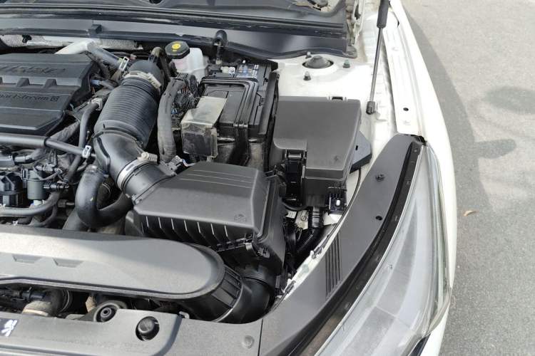 Used Kia K5 2021 380T GT-Line Refreshed Edition Engine Bay Left