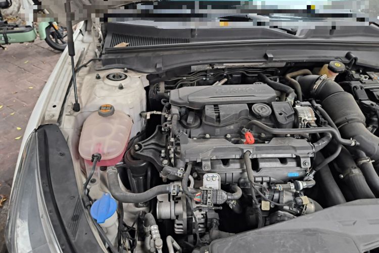 Used Kia K5 2021 270T CVVD Refreshed Edition Engine Bay Right