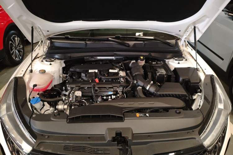 Used Kia K5 2021 270T CVVD Refreshed Edition Engine Bay
