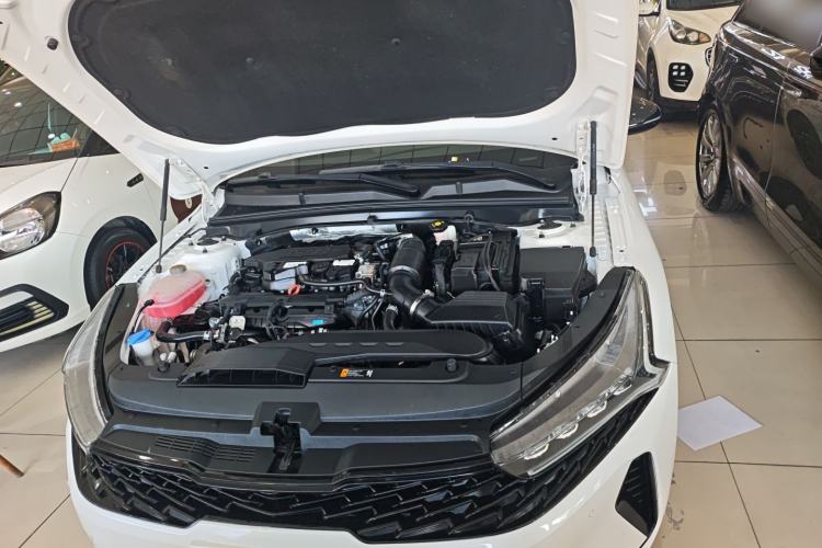 Used Kia K5 2021 270T CVVD Refreshed Edition Engine Bay