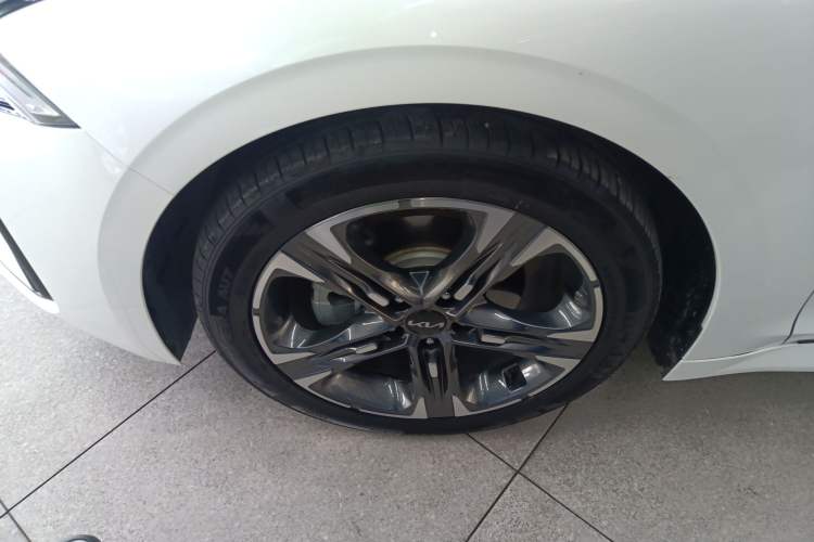 Used Kia K5 2021 270T CVVD Refreshed Edition Exterior 4