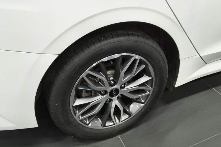 Used Kia K5 2021 270T CVVD Fashion Edition Exterior 5