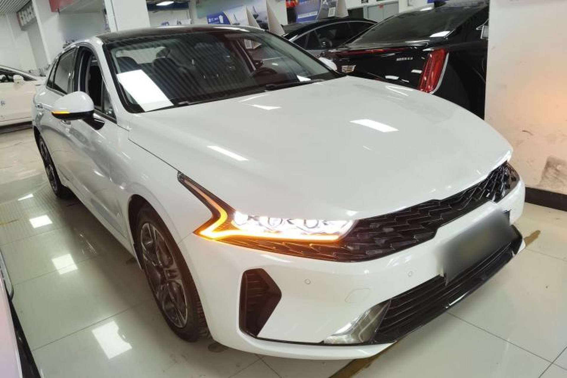Used Kia K5 2021 380T GT-Line Refreshed Edition Front Right 45 Deg