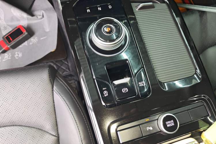 Used Kia K5 2021 270T CVVD Refreshed Edition Gear Lever