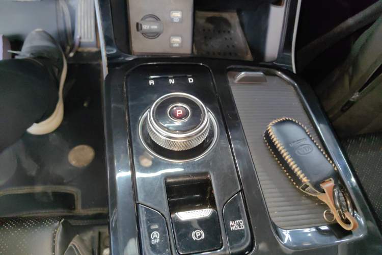 Used Kia K5 2021 270T CVVD Refreshed Edition Gear Lever