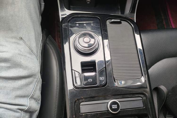 Used Kia K5 2021 270T CVVD Fashion Edition Gear Lever