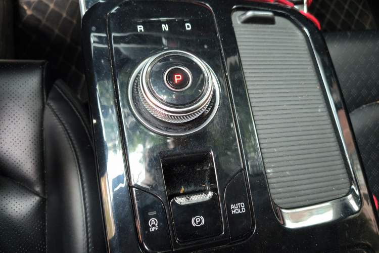 Used Kia K5 2021 270T CVVD Refreshed Edition Gear Lever