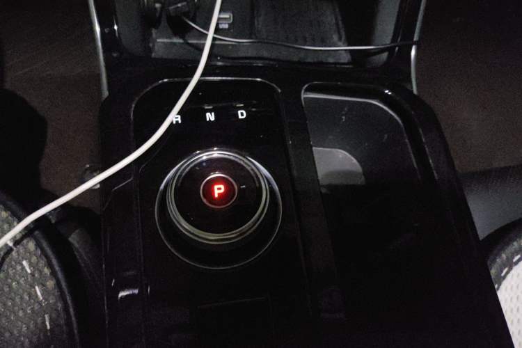 Used Kia K5 2021 270T CVVD Refreshed Edition Gear Lever