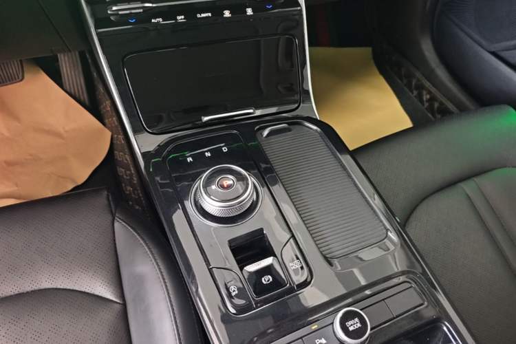 Used Kia K5 2021 270T CVVD Refreshed Edition Gear Lever